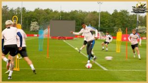 Manchester United – Intense Passing Drill – 2 Variantions