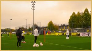 Borussia Dortmund – Four Balls Crossing And Finishing Drill