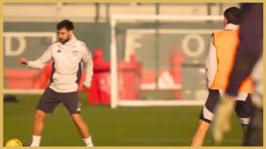 Manchester United – Possession Game With Finishing