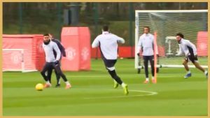 Manchester United – Double Passing Combinations With Two Balls